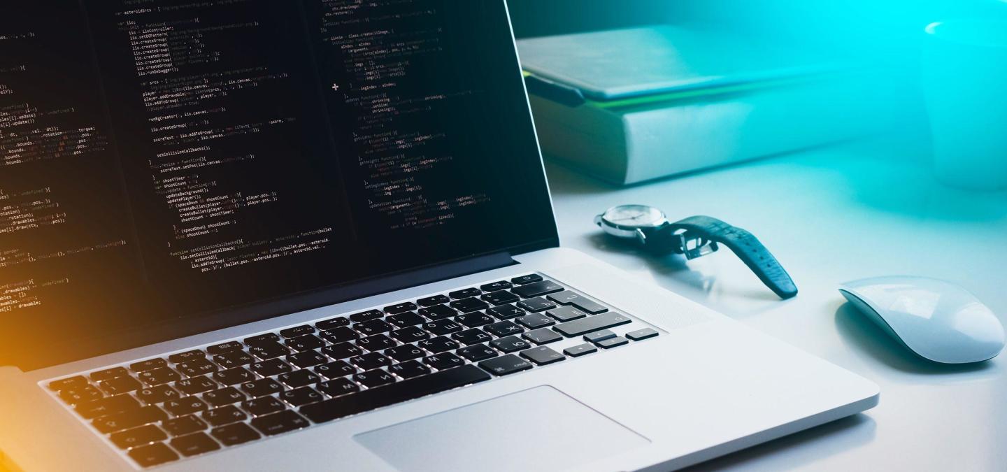 解碼美國(guó)計(jì)算機(jī)專業(yè)研究生錄取標(biāo)準(zhǔn) 編程能力的關(guān)鍵作用